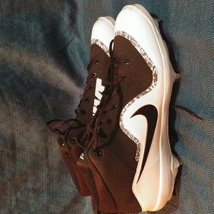 Nike-Force Air Trout 4 Men's metal cleats size 13